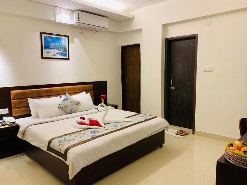 Ocean Palace Cox'Sbazar Cox's Bazar Exterior photo