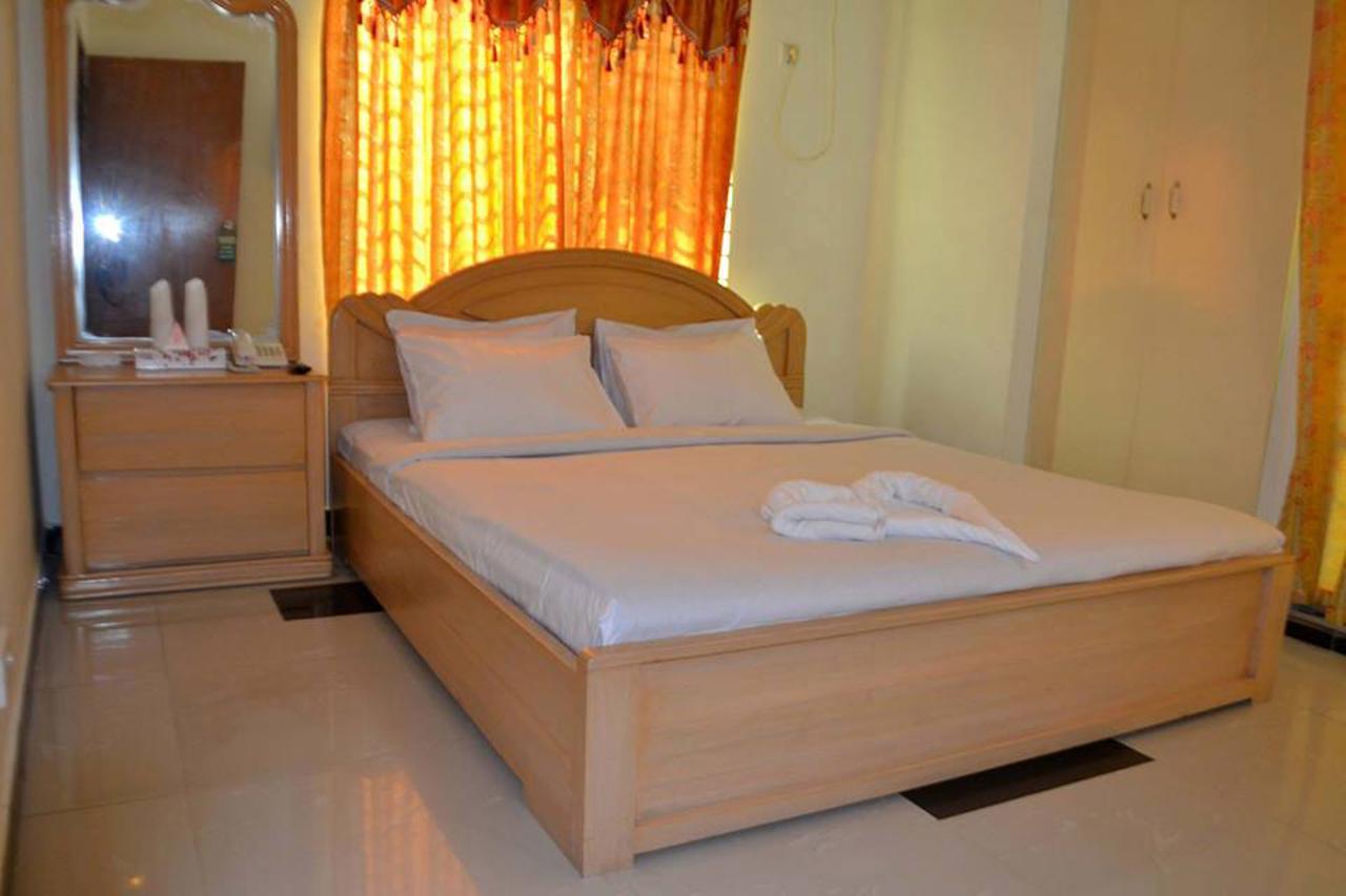 Ocean Palace Cox'Sbazar Cox's Bazar Exterior photo